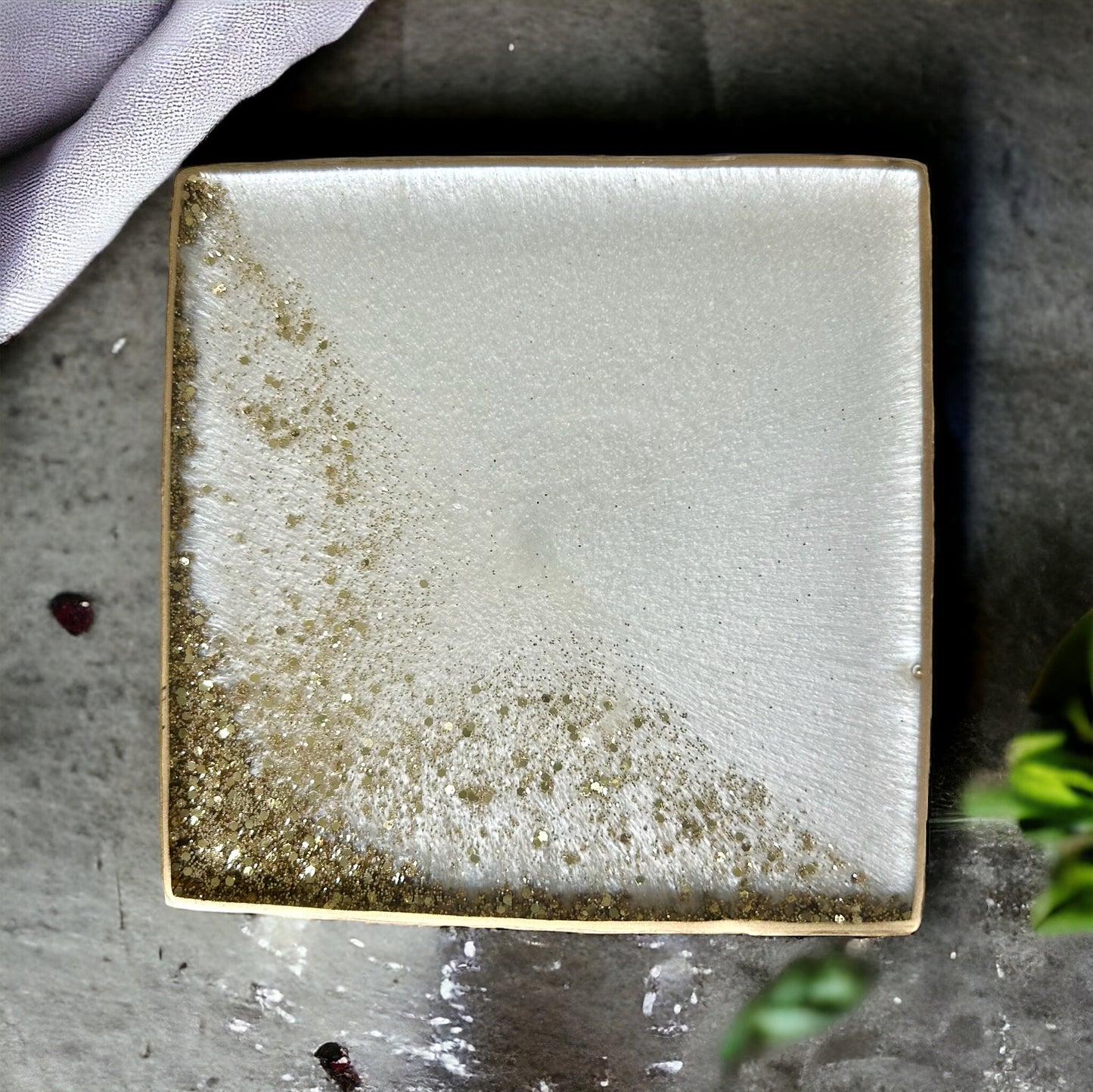 Square Coaster | Gold glitter & Cream Resin | Corner design