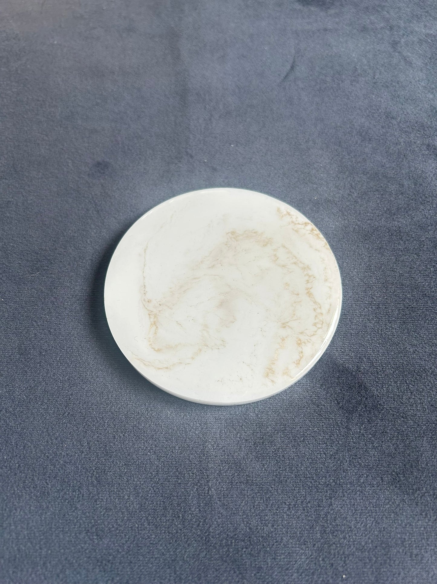 Golden Glow 1 | Round Coaster | 100% Resin